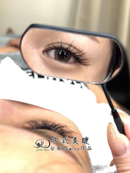 【台南新中式美睫】雙層太陽花