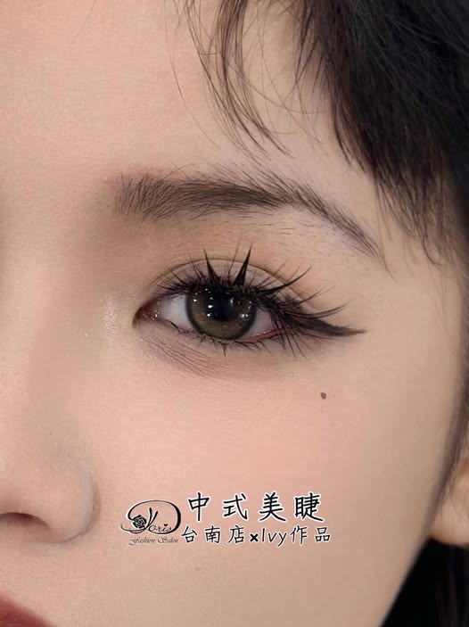 【台南新中式美睫】小漫畫款睫毛加一些嬰兒直小心機有減齡的效果